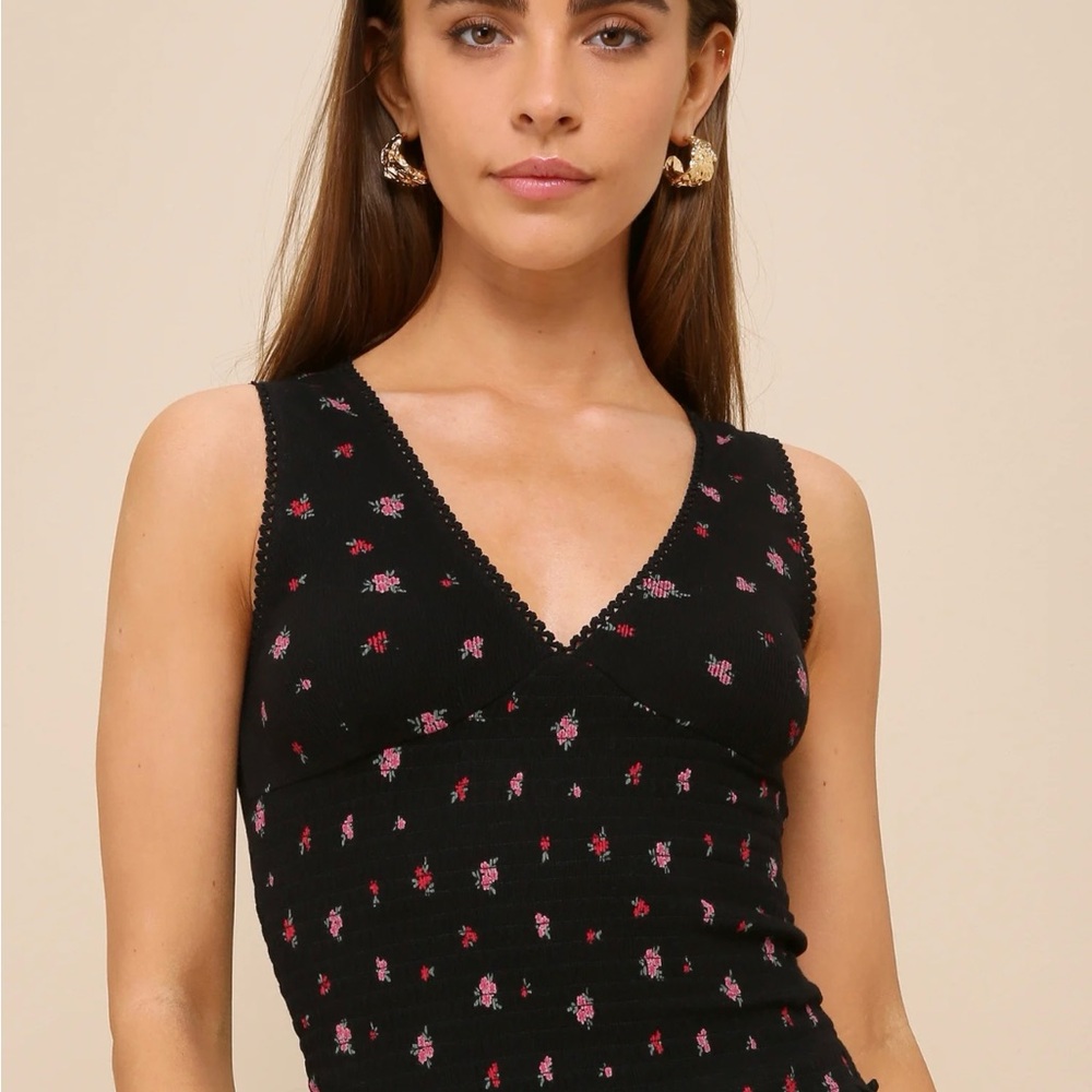 Lulu's Black Floral Blouse